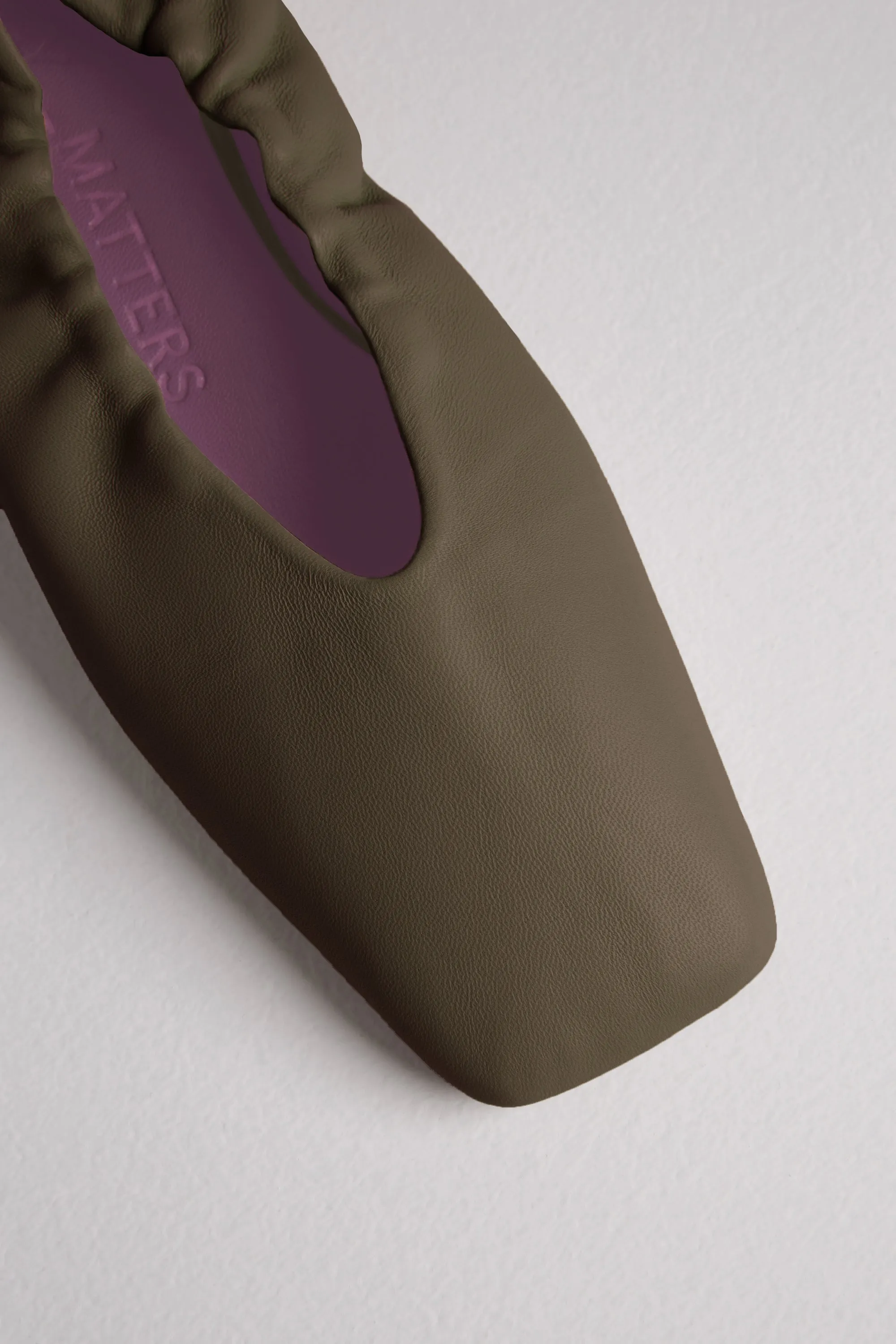 Gio Flats in Verde Violetta